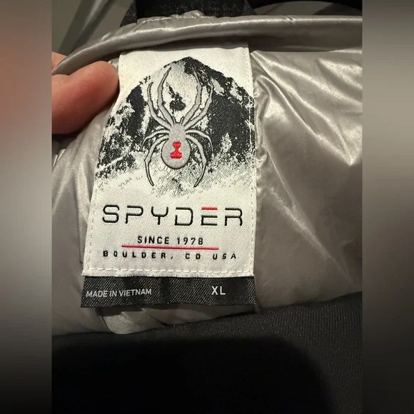 Men’s Spyder Snow puffer Jacket. Size Large. Great Condition - Picture 4 of 4